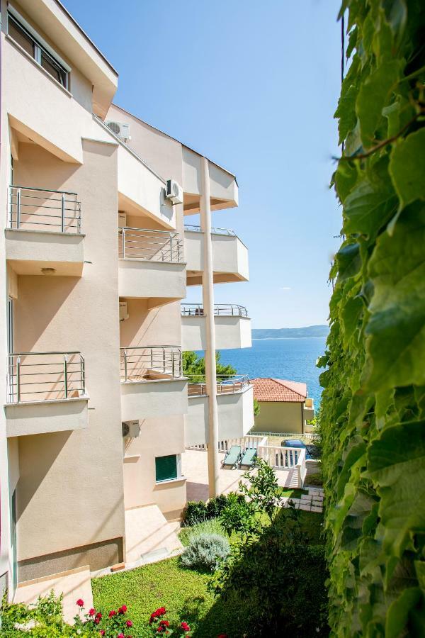 Larus-M Apartments Mimice Esterno foto